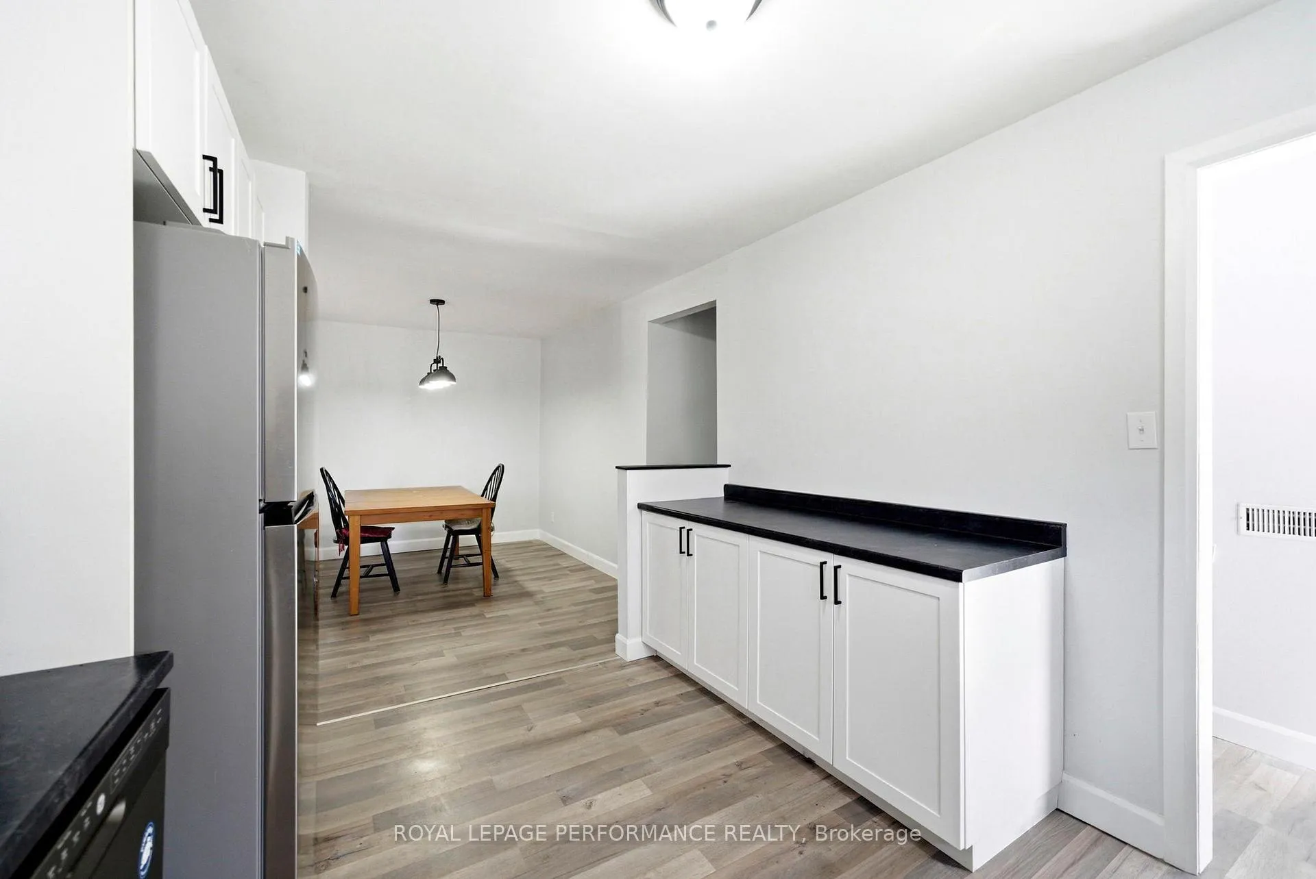 Photo 15 of 2703 Ross Avenue, Cornwall — HOMEH