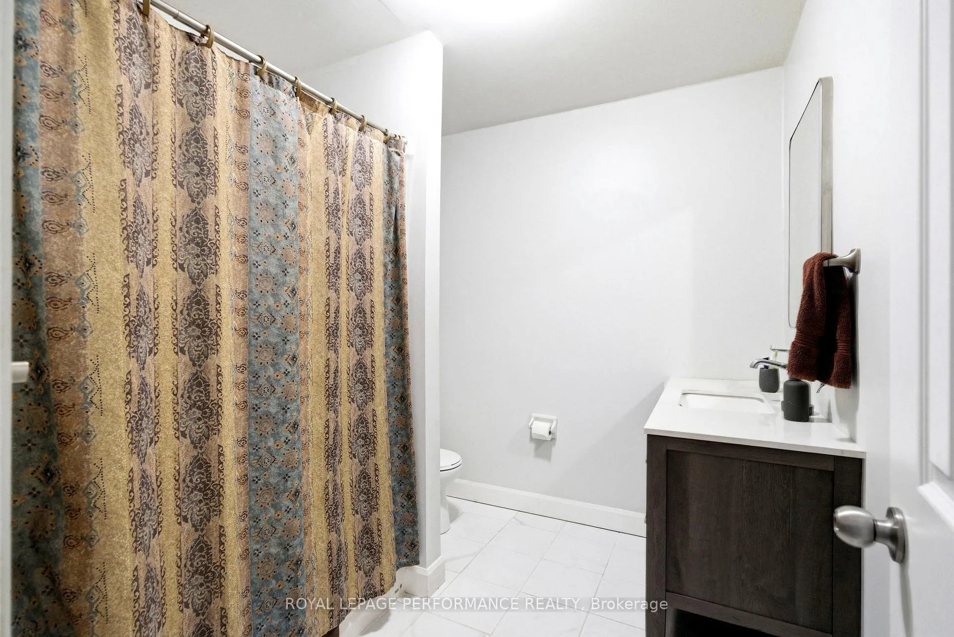 Photo 24 of 2703 Ross Avenue, Cornwall — HOMEH