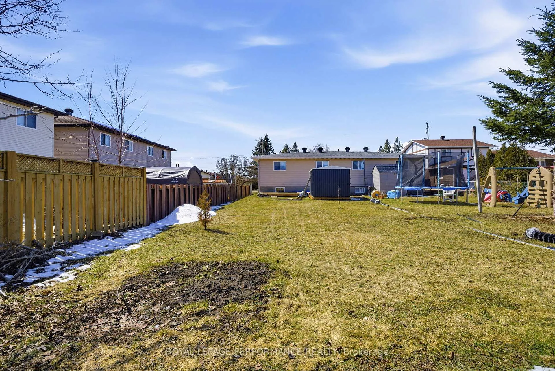 Photo 35 of 2703 Ross Avenue, Cornwall — HOMEH