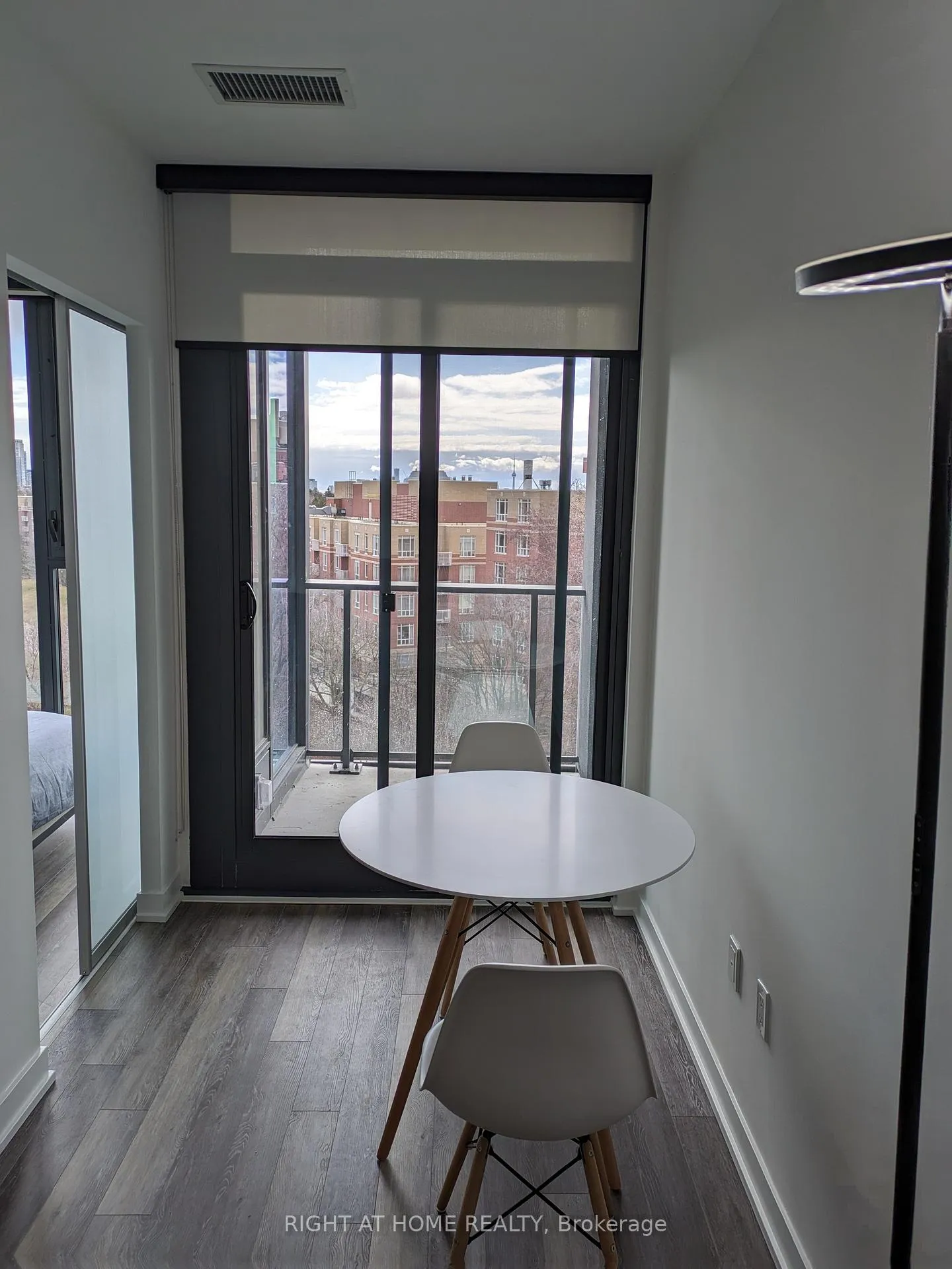 Photo 5 of Unit 710, 250 Lawrence Avenue W, Toronto, Lawrence Park North — HOMEH