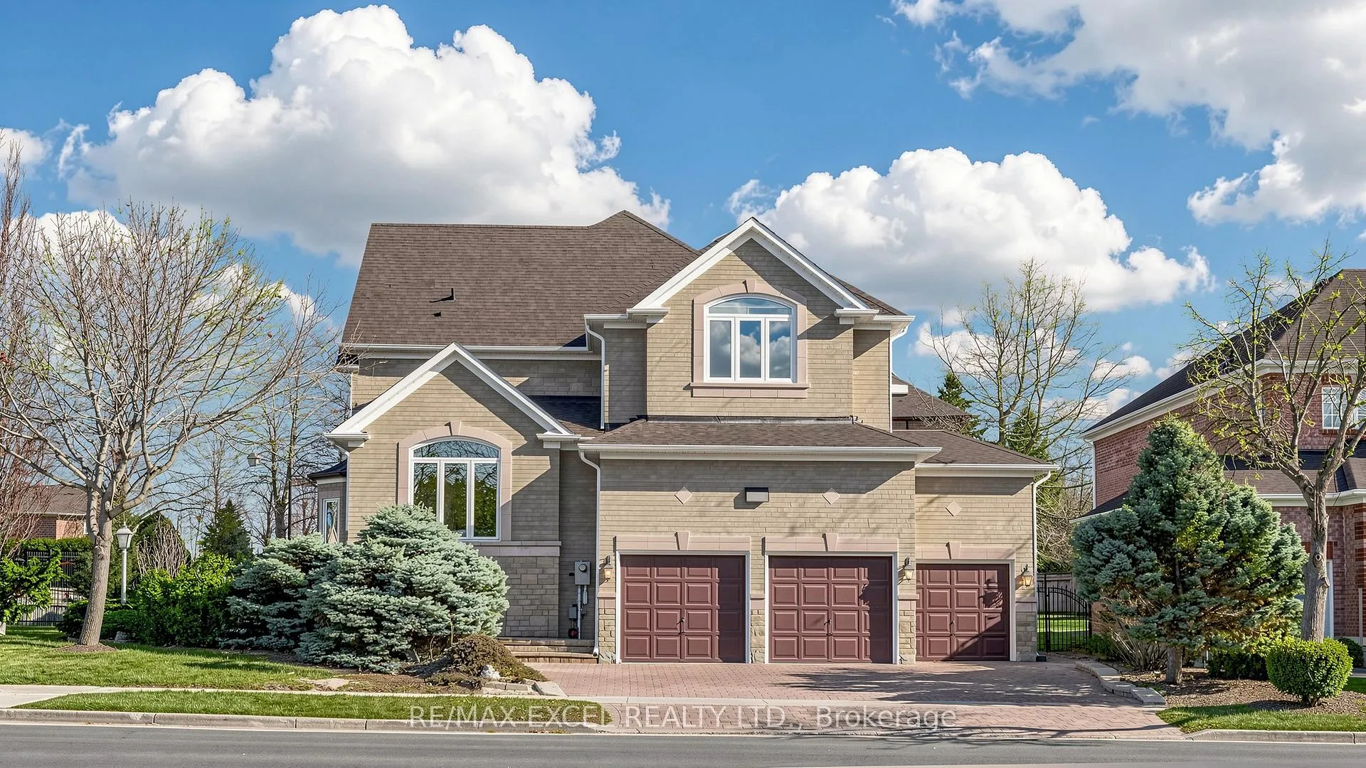 Photo 1 of 2159 Rodick Road, Markham, Cachet — HOMEH