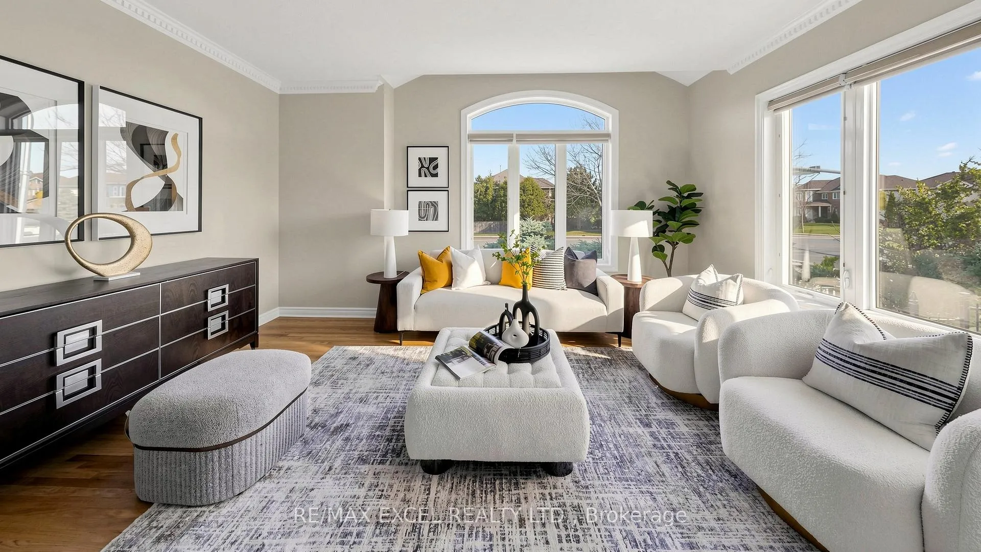 Photo 3 of 2159 Rodick Road, Markham, Cachet — HOMEH
