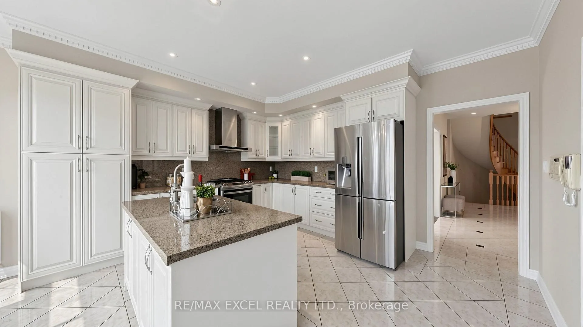 Photo 7 of 2159 Rodick Road, Markham, Cachet — HOMEH