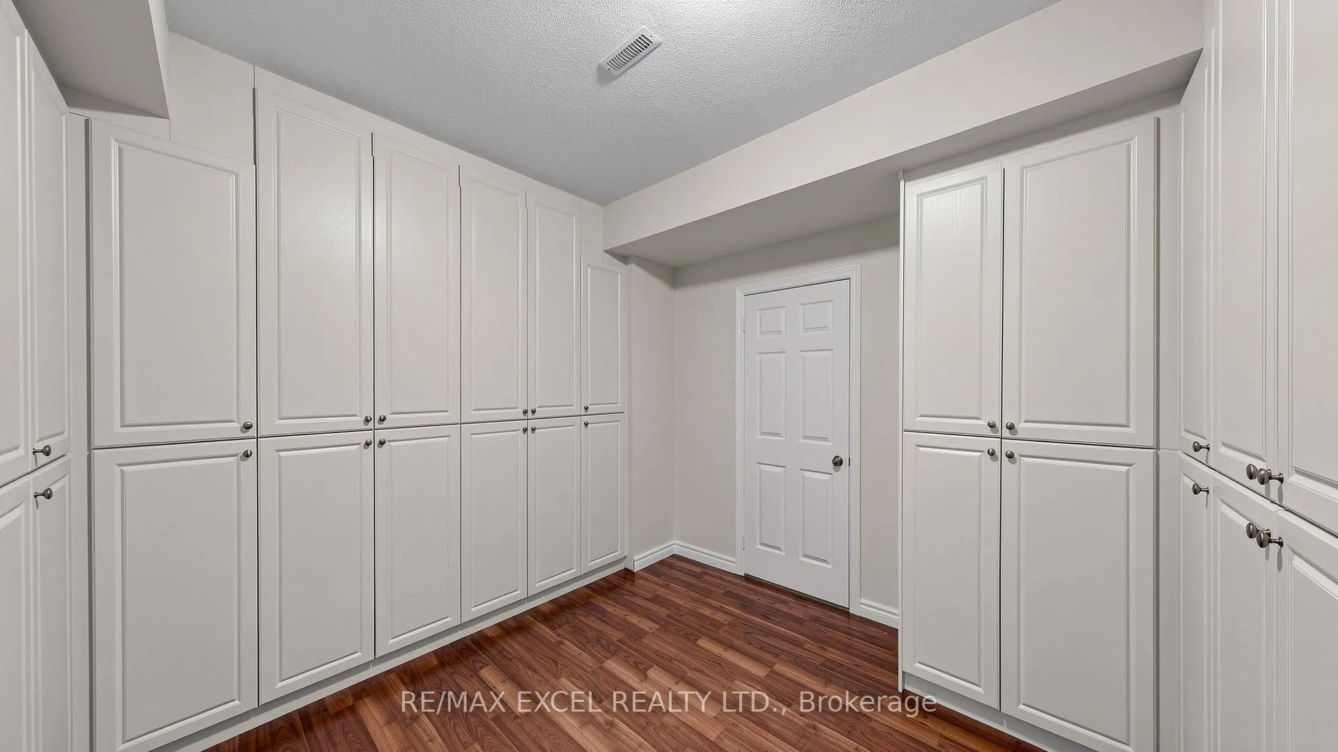 Photo 23 of 2159 Rodick Road, Markham, Cachet — HOMEH