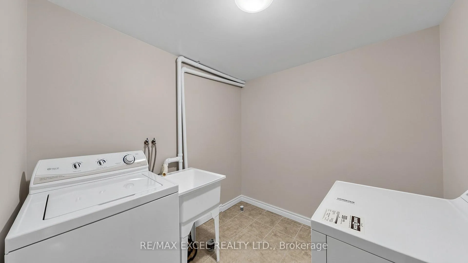 Photo 25 of 2159 Rodick Road, Markham, Cachet — HOMEH