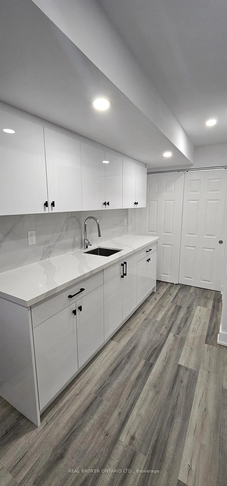Photo 5 of Unit Basement B, 1296 Ellenton Crescent, Milton, Beaty — HOMEH