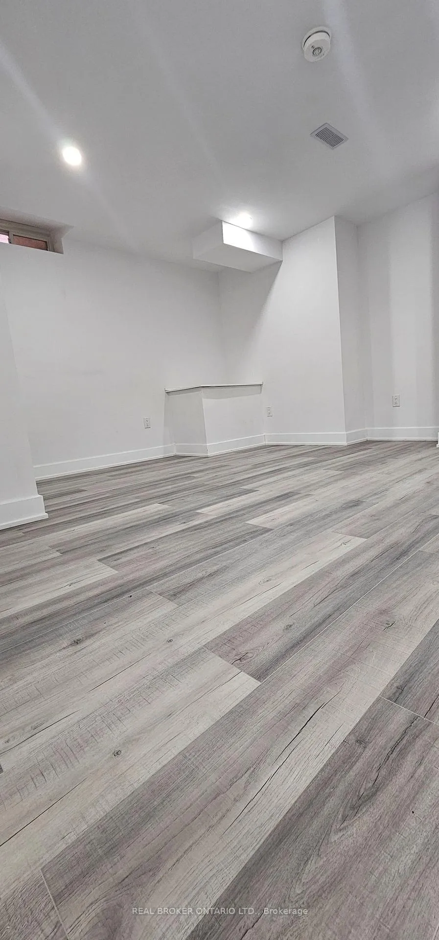 Photo 6 of Unit Basement B, 1296 Ellenton Crescent, Milton, Beaty — HOMEH