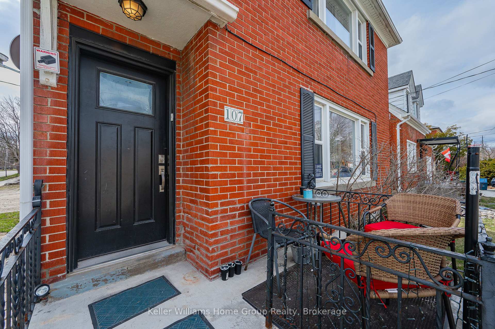 Photo 3 of 107 East Avenue, Kitchener — HOMEH