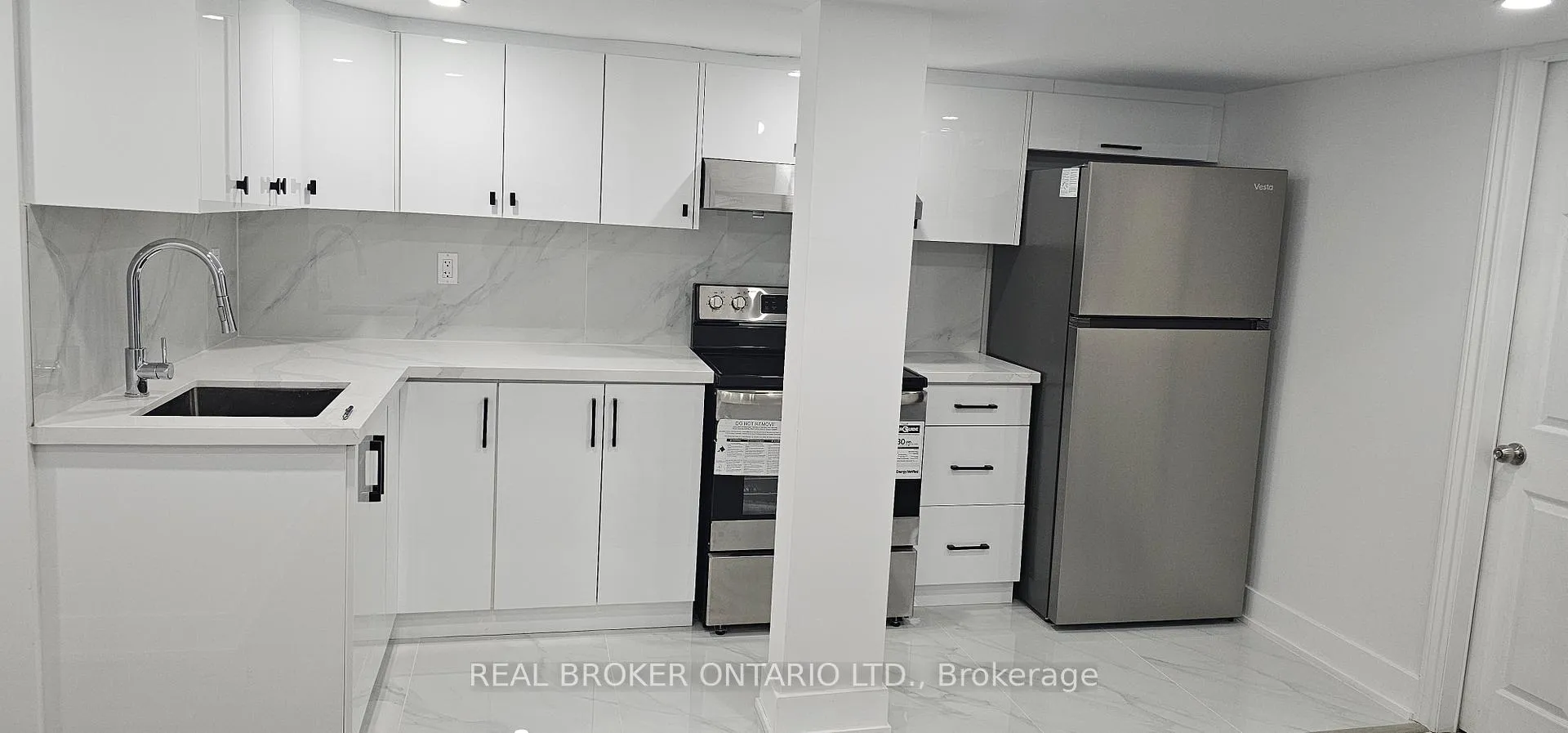 Photo 1 of Unit BASEMENT A, 1296 Ellenton Crescent, Milton, Beaty — HOMEH