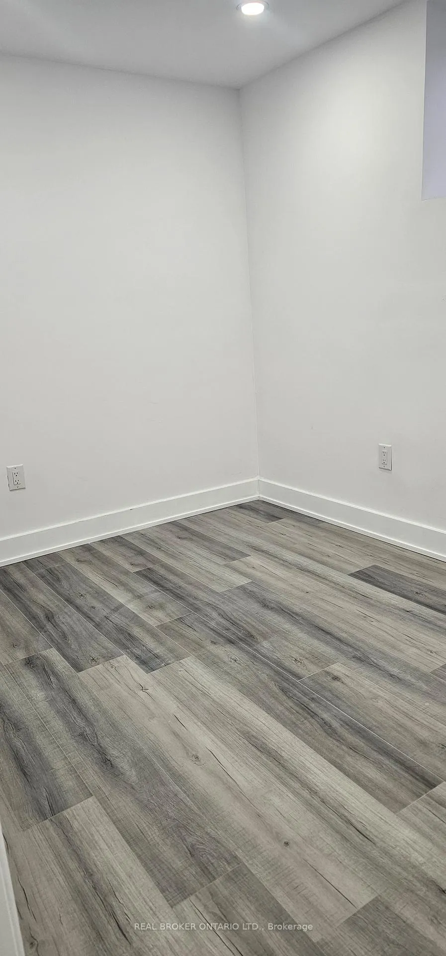 Photo 11 of Unit BASEMENT A, 1296 Ellenton Crescent, Milton, Beaty — HOMEH