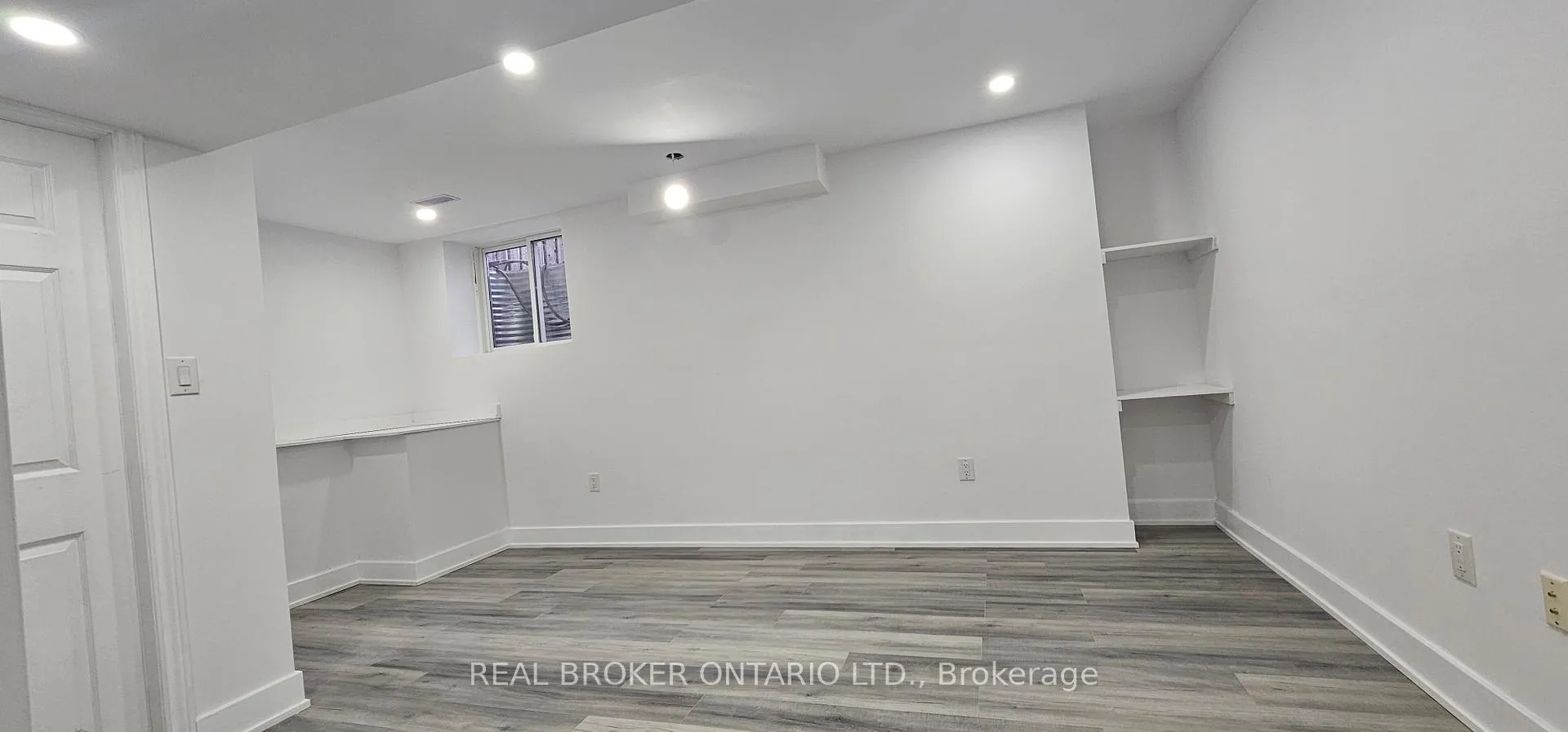 Photo 12 of Unit BASEMENT A, 1296 Ellenton Crescent, Milton, Beaty — HOMEH