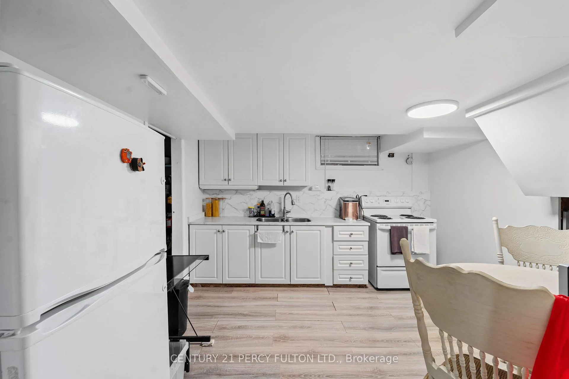 Photo 12 of 376 Fairlawn Street, Oshawa, McLaughlin — HOMEH