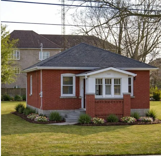 Front of 4555 14th Avenue