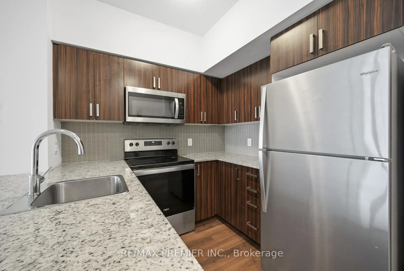 Photo 10 of Unit 617, 1603 Eglinton Avenue, Toronto, Oakwood Village — HOMEH