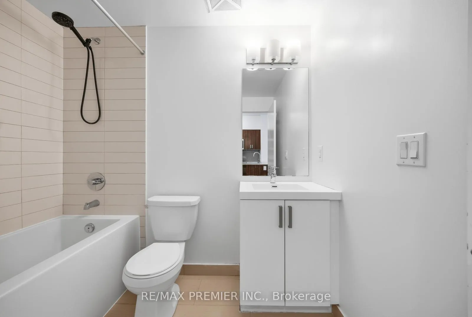 Photo 26 of Unit 617, 1603 Eglinton Avenue, Toronto, Oakwood Village — HOMEH