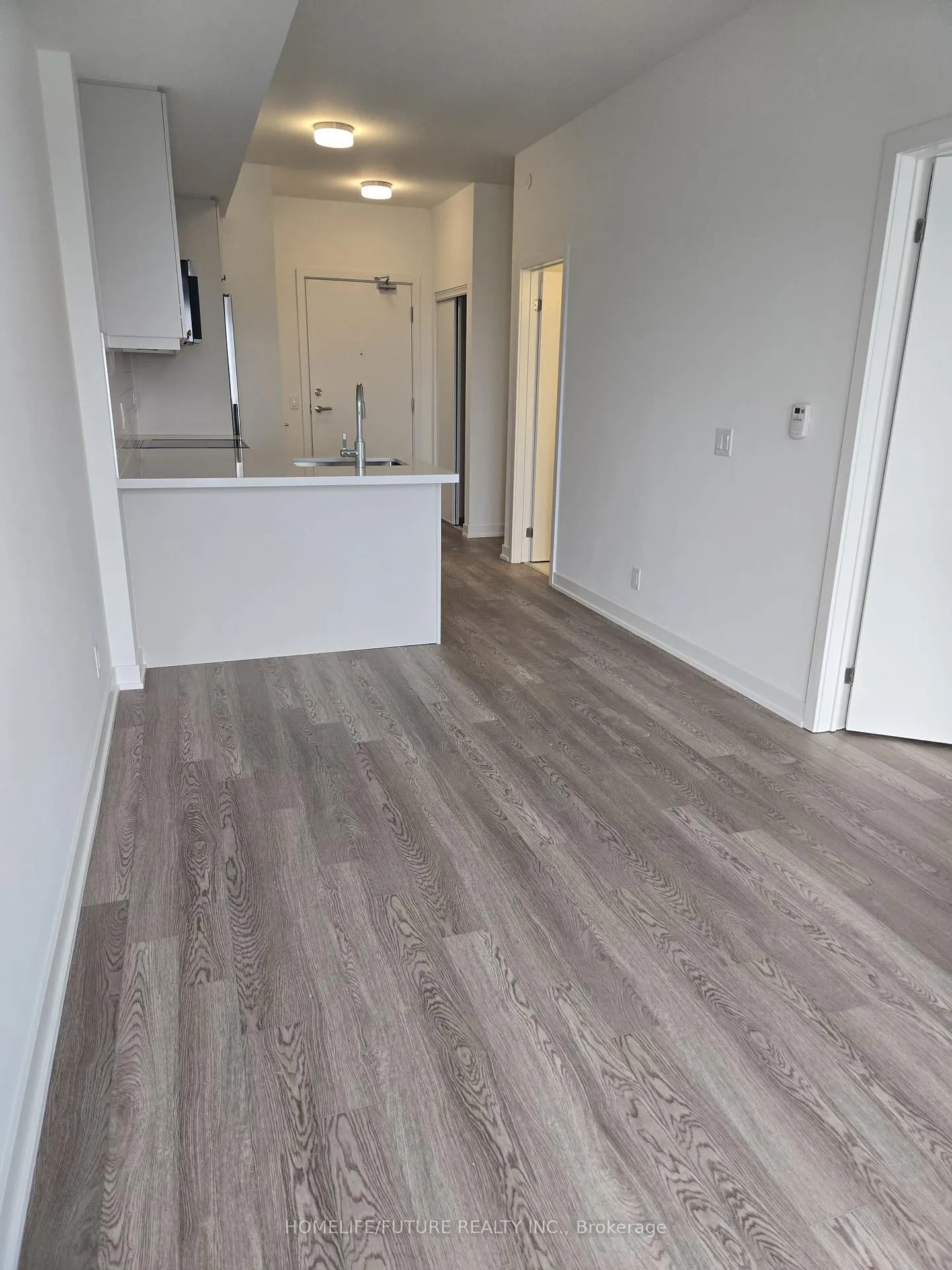 Photo 8 of Unit 720, 51 Clarington Boulevard, Clarington, Bowmanville — HOMEH
