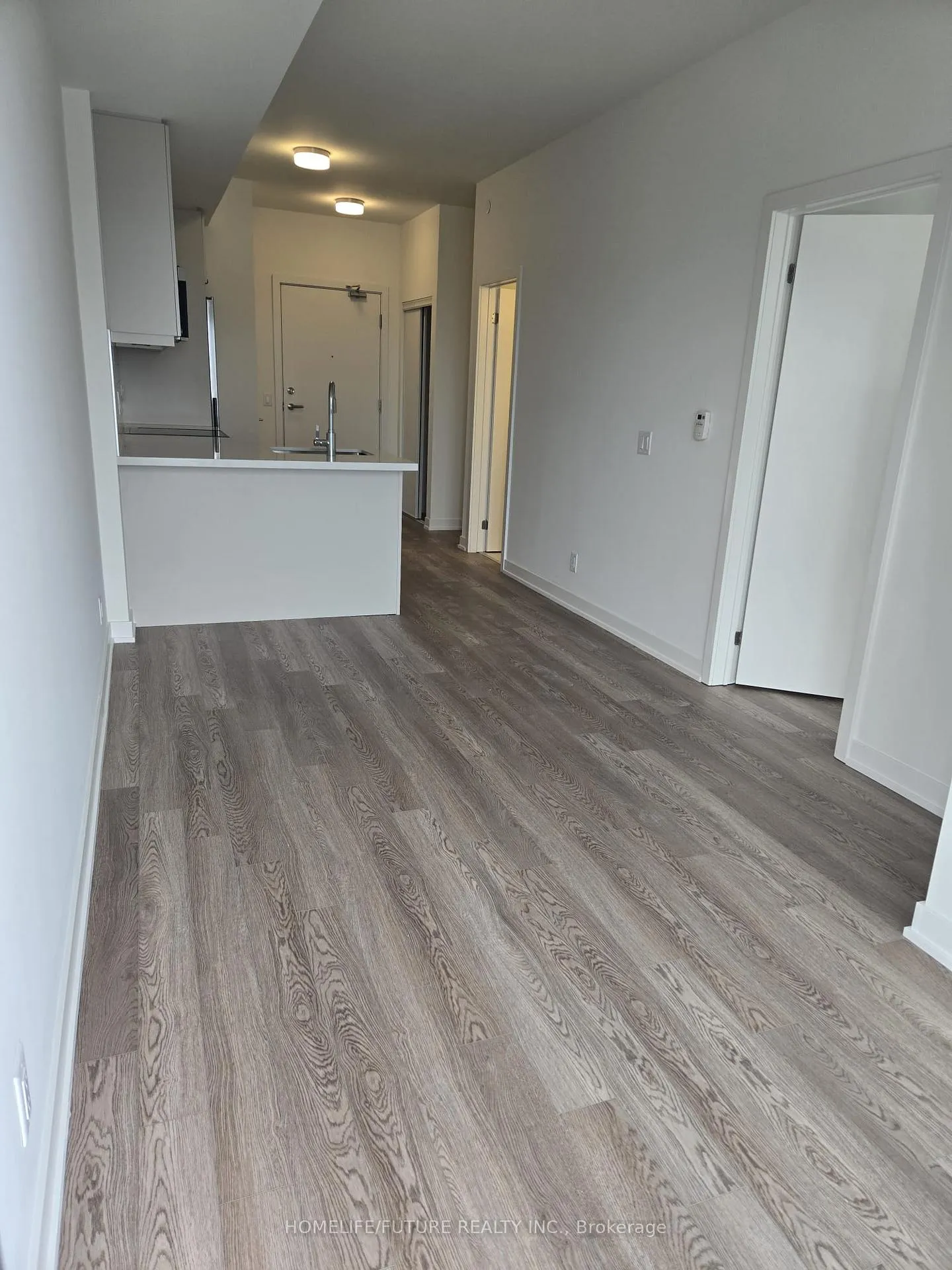 Photo 11 of Unit 720, 51 Clarington Boulevard, Clarington, Bowmanville — HOMEH