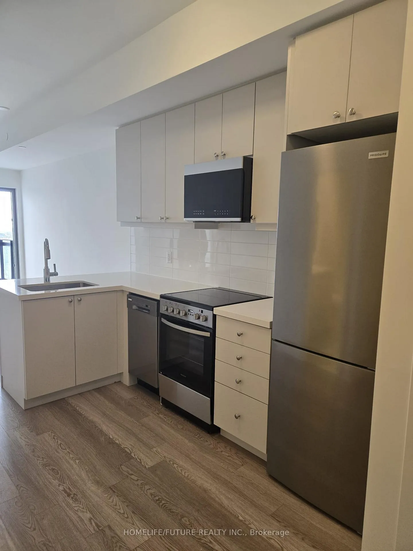 Photo 13 of Unit 720, 51 Clarington Boulevard, Clarington, Bowmanville — HOMEH