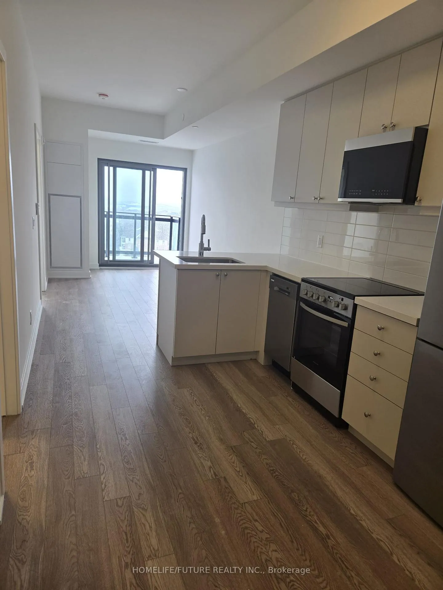 Photo 17 of Unit 720, 51 Clarington Boulevard, Clarington, Bowmanville — HOMEH