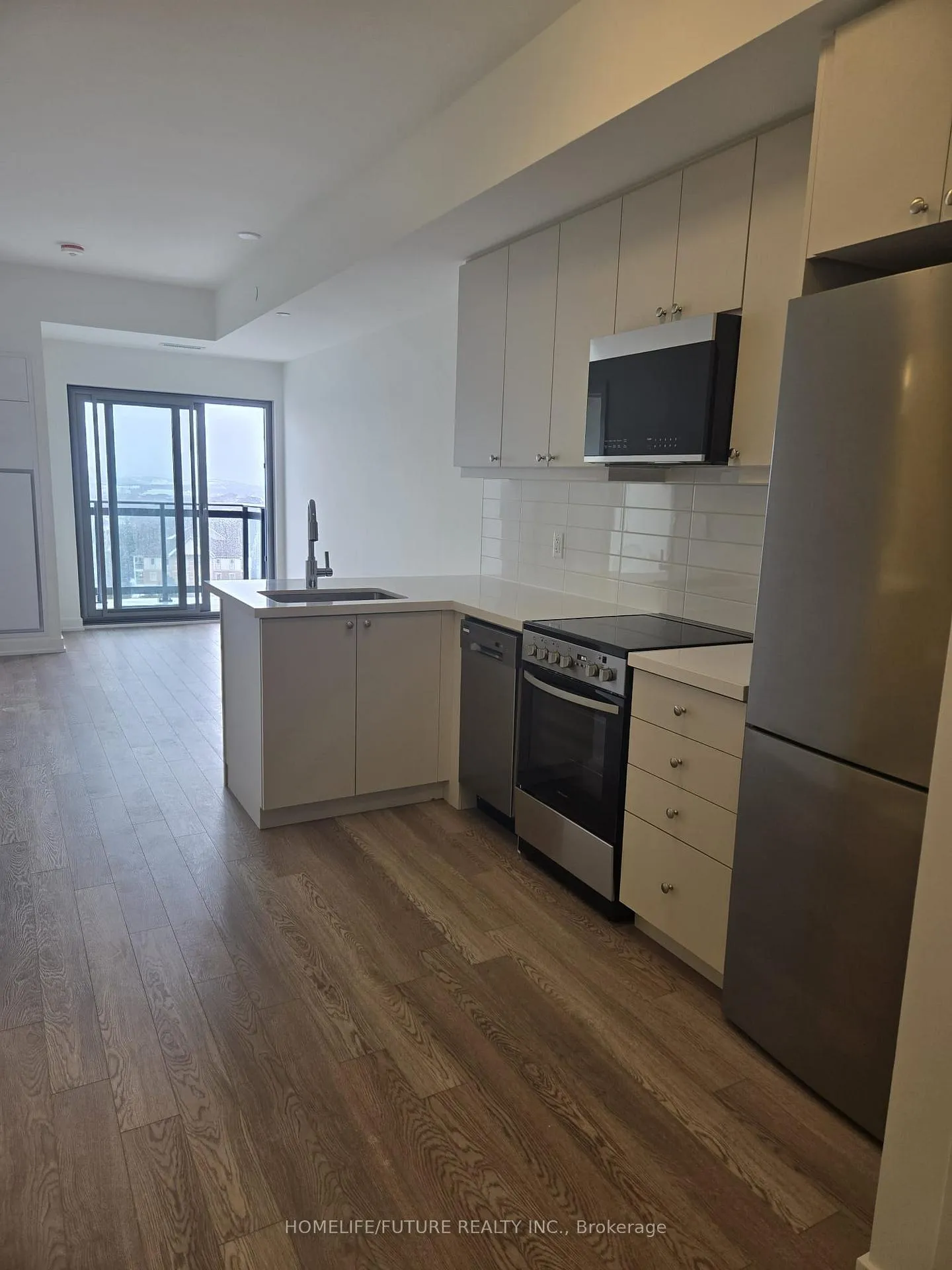 Photo 18 of Unit 720, 51 Clarington Boulevard, Clarington, Bowmanville — HOMEH