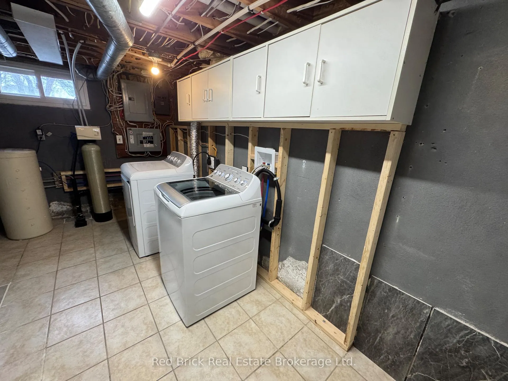 Photo 13 of Unit Basement Unit, 2 Callander Drive, Guelph, St. George's — HOMEH