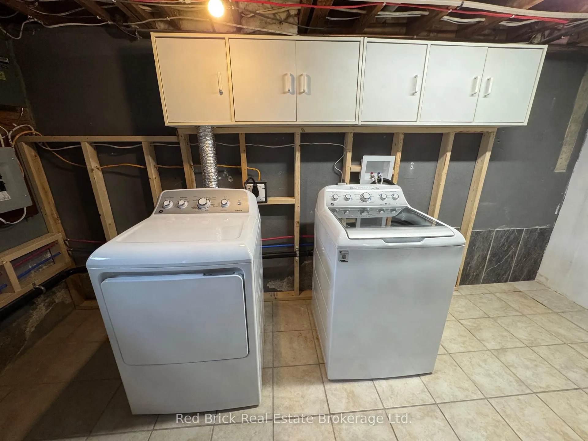 Photo 14 of Unit Basement Unit, 2 Callander Drive, Guelph, St. George's — HOMEH