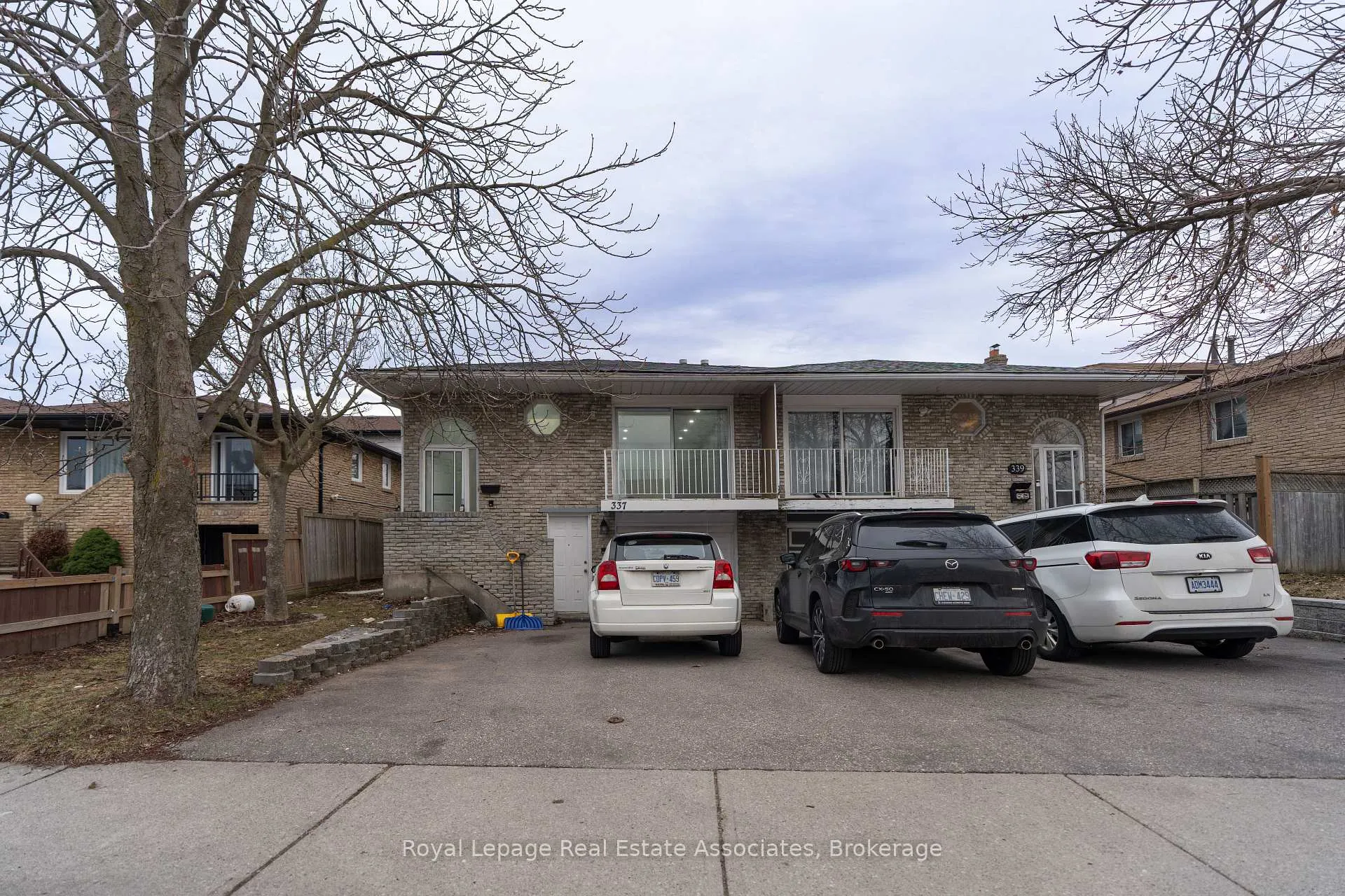 Front of 337 Hansen Road N