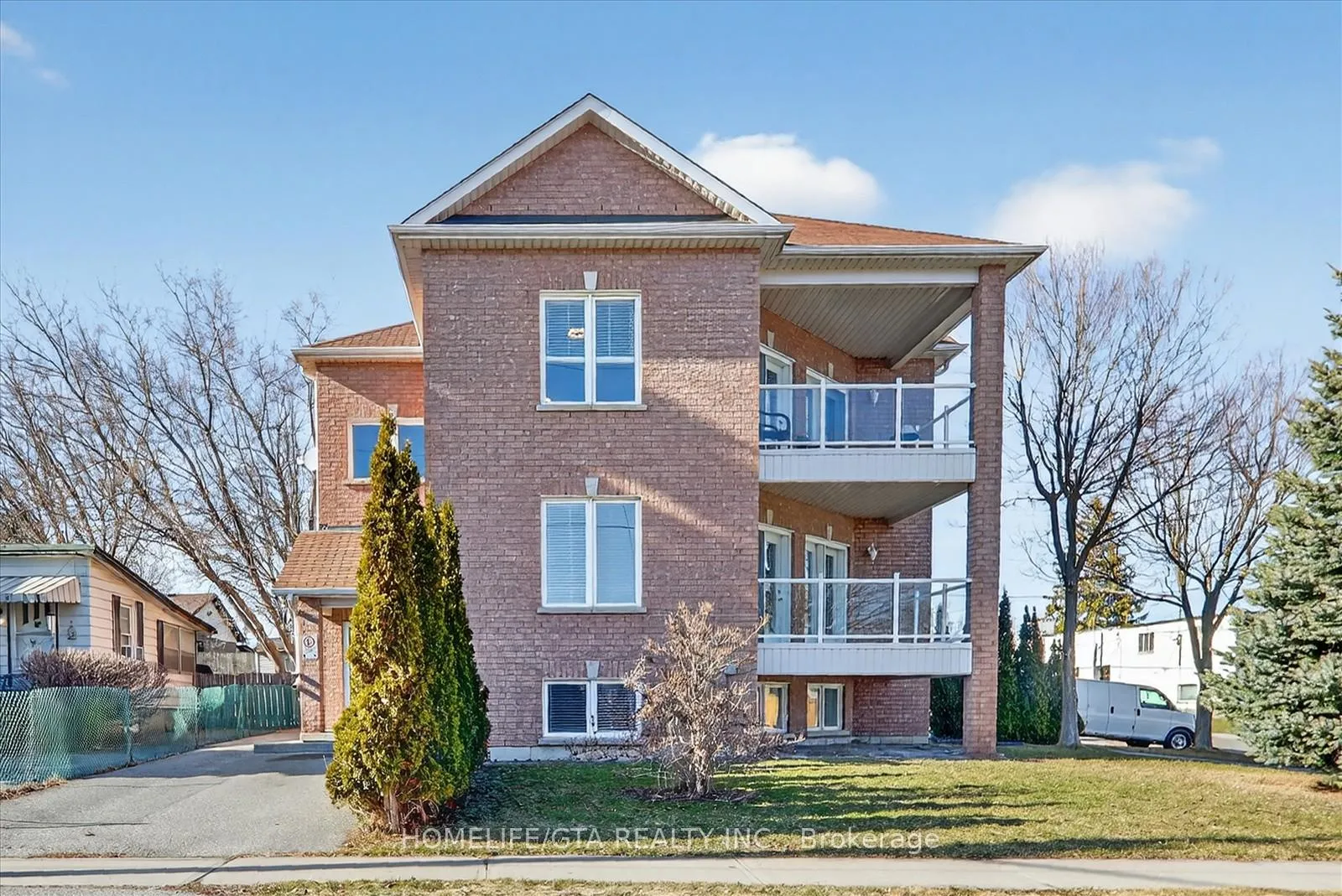 Front of 368 Pine Avenue