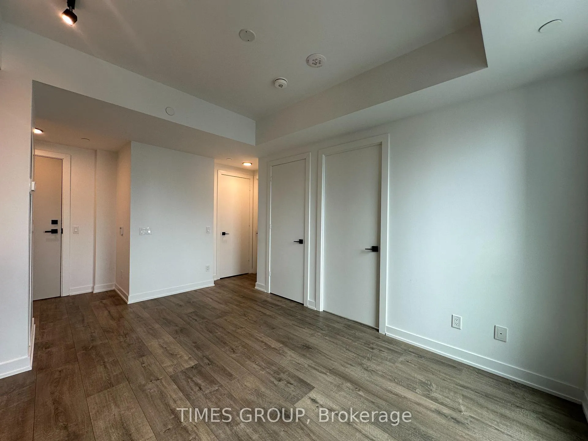 Photo 5 of Unit 3701, 327 King Street, Toronto, Waterfront Communities — HOMEH