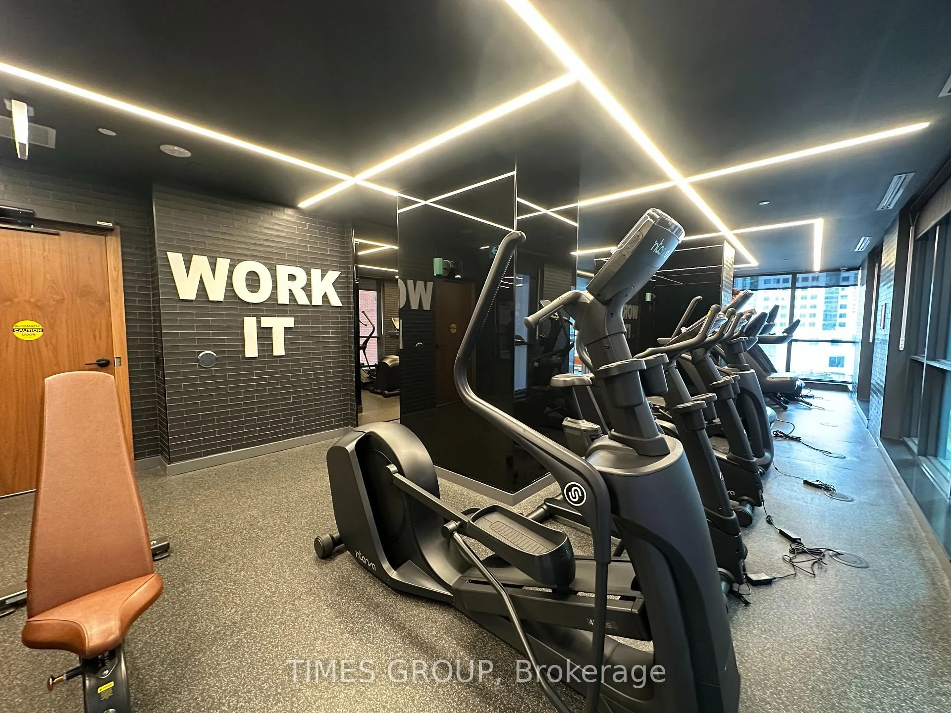 Photo 12 of Unit 3701, 327 King Street, Toronto, Waterfront Communities — HOMEH