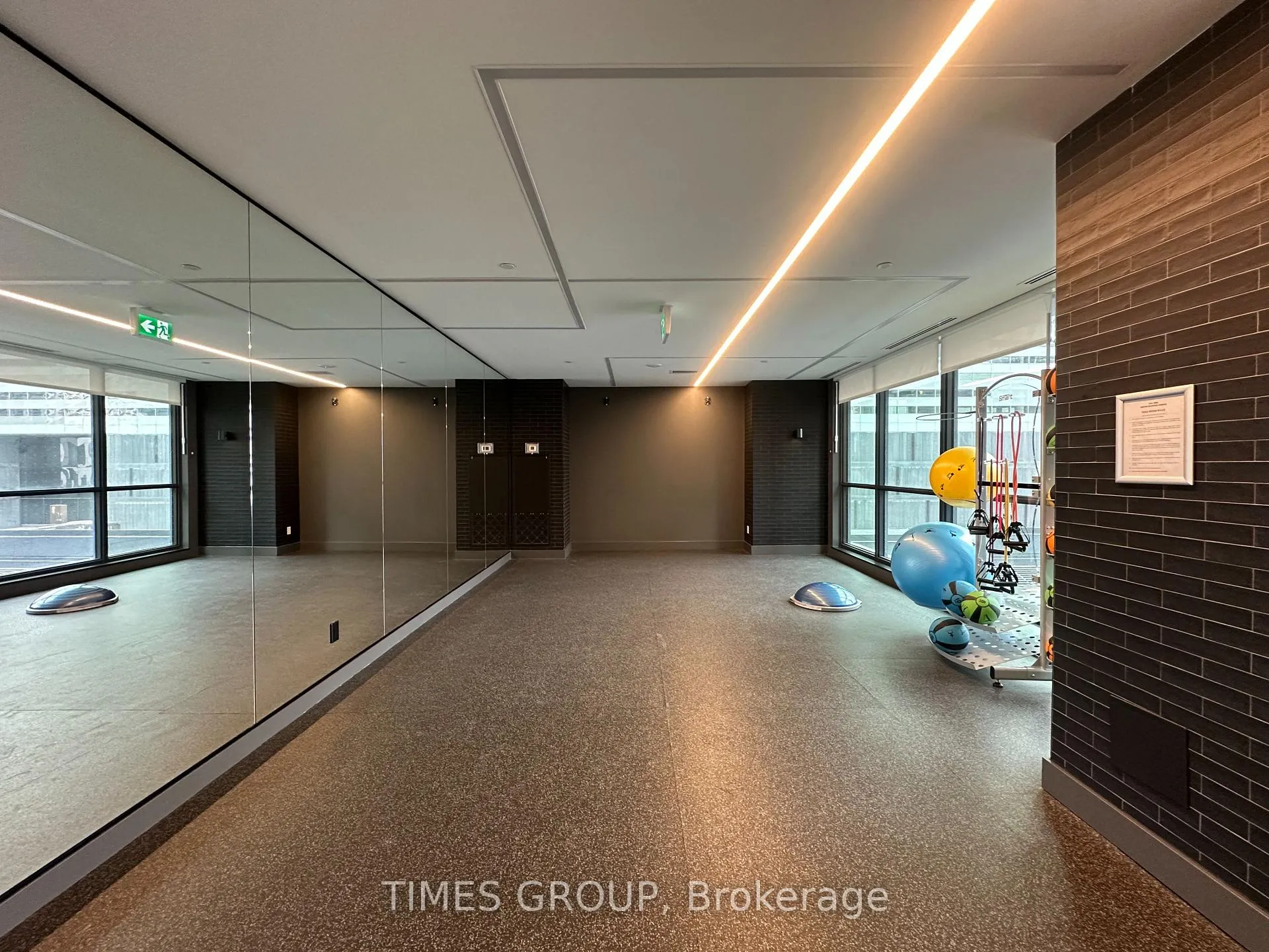 Photo 13 of Unit 3701, 327 King Street, Toronto, Waterfront Communities — HOMEH