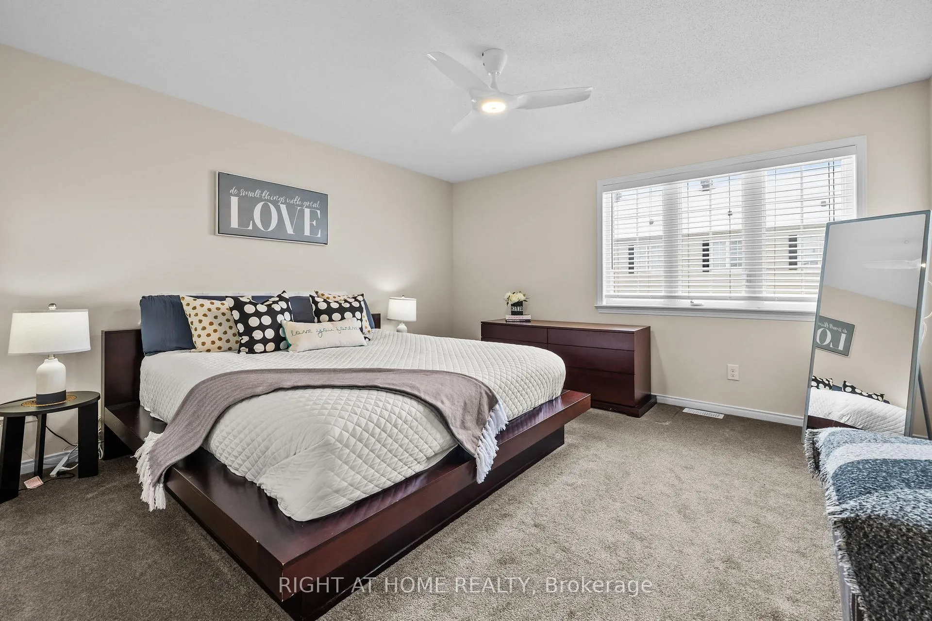 Photo 18 of 117 Urbancrest Private, Ottawa, Barrhaven - Stonebridge — HOMEH