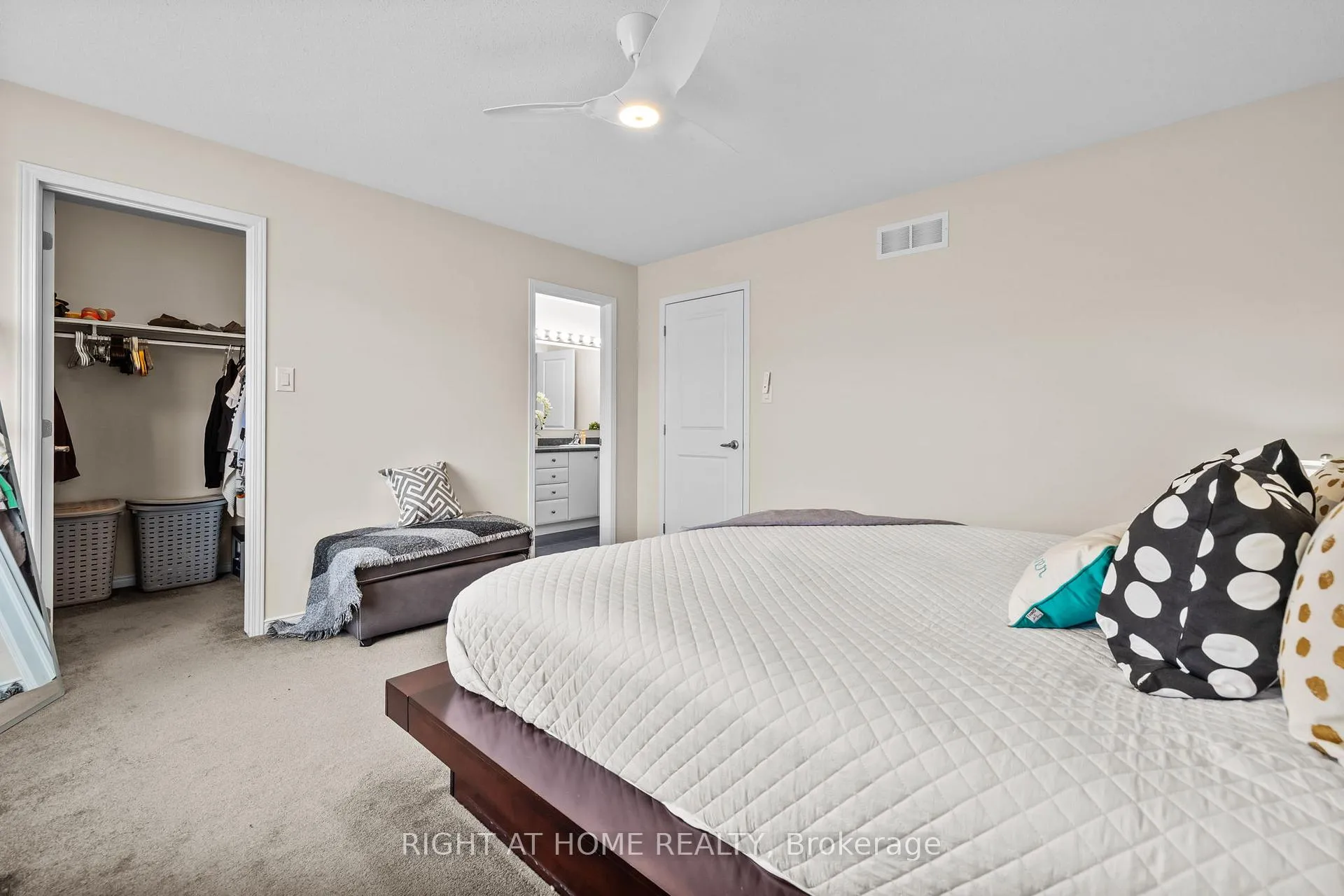 Photo 20 of 117 Urbancrest Private, Ottawa, Barrhaven - Stonebridge — HOMEH