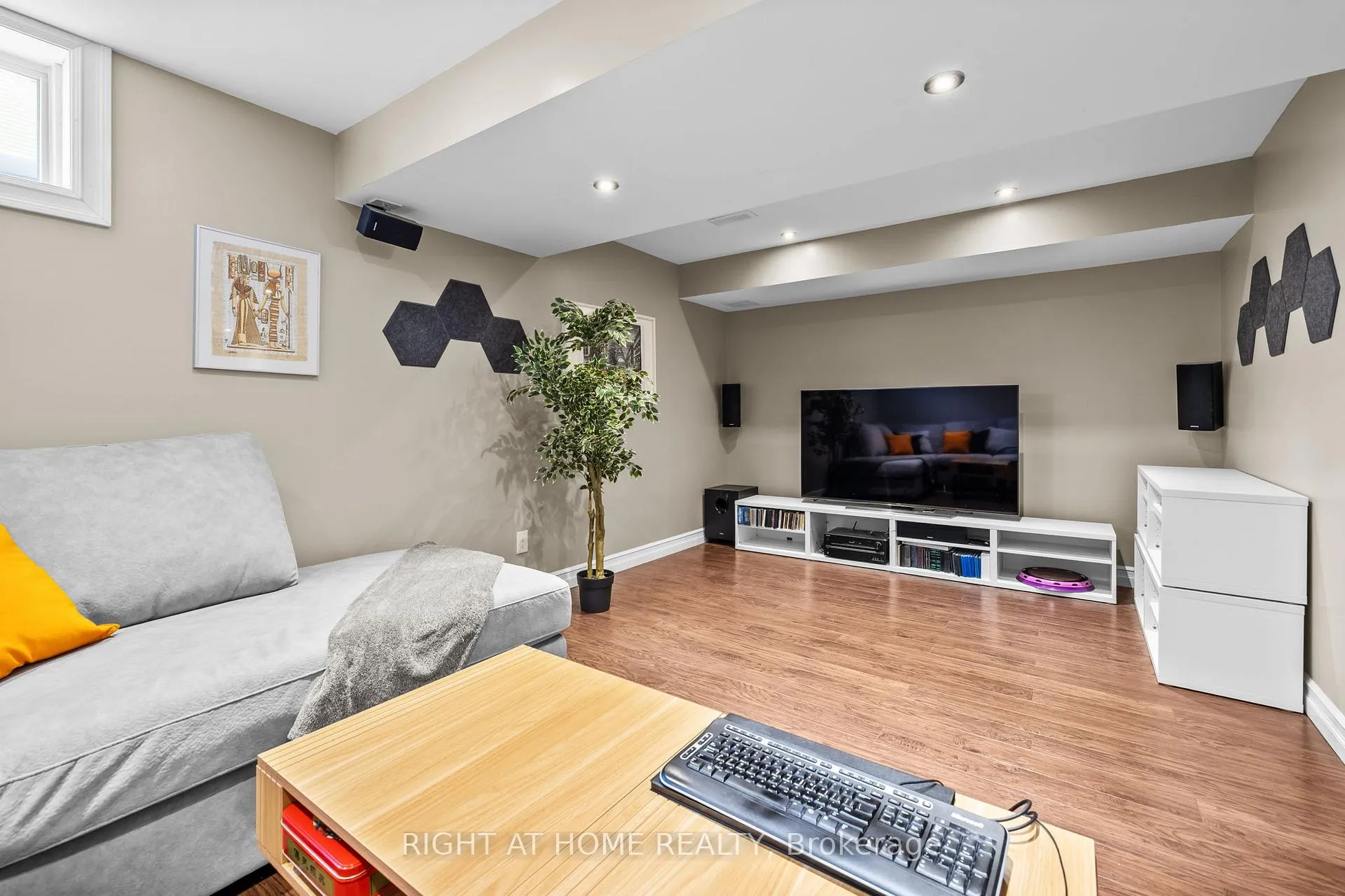 Photo 27 of 117 Urbancrest Private, Ottawa, Barrhaven - Stonebridge — HOMEH