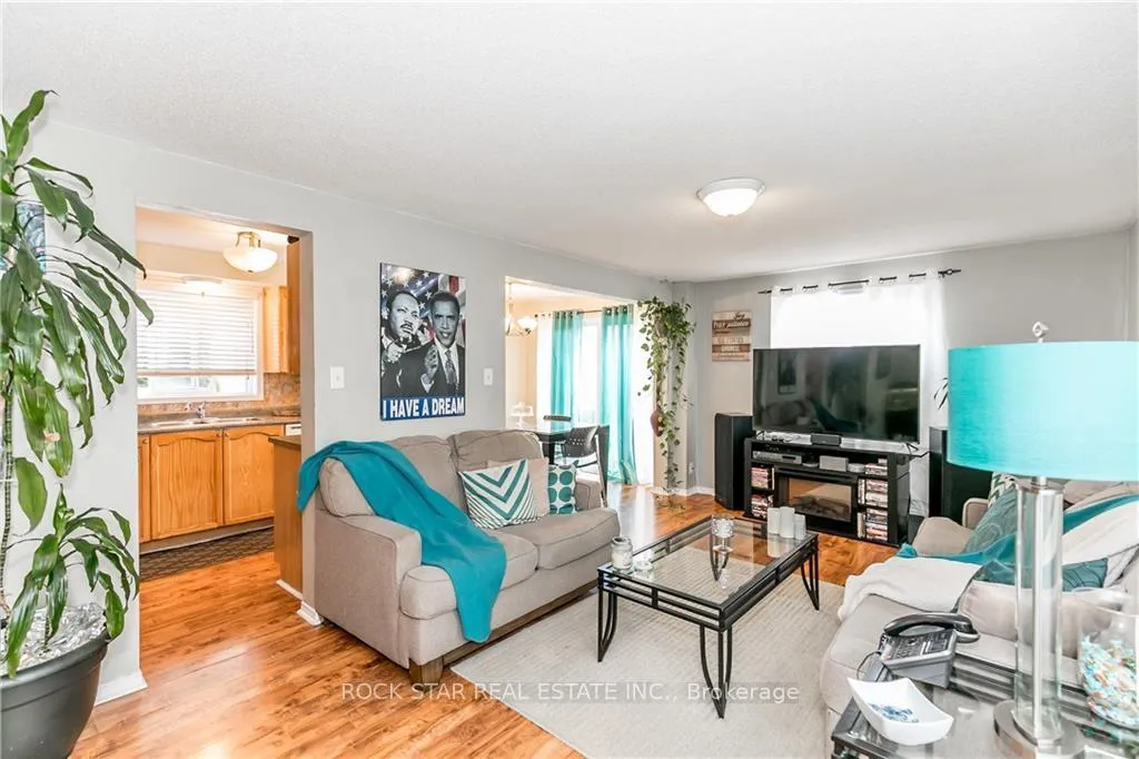 Photo 9 of 155 Nathan Crescent, Barrie, Painswick South — HOMEH