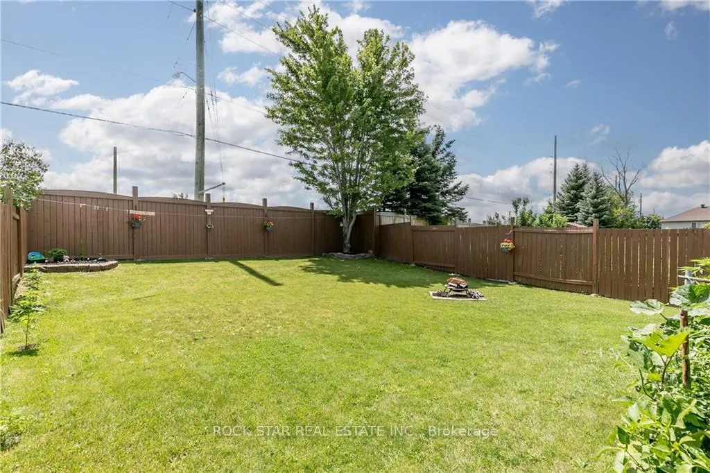 Photo 36 of 155 Nathan Crescent, Barrie, Painswick South — HOMEH