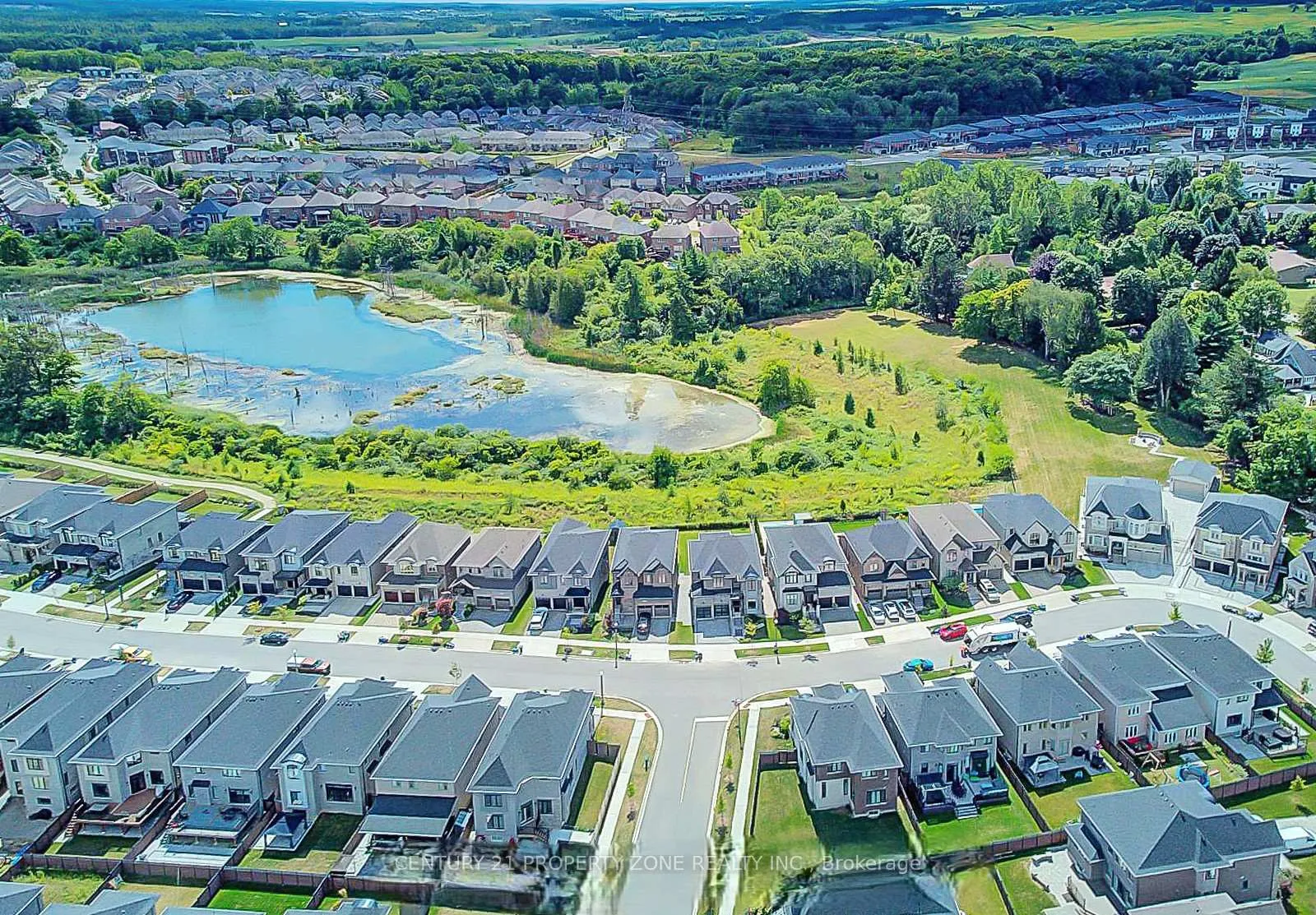 Photo 46 of 20 Hollybrook Trail, Kitchener — HOMEH