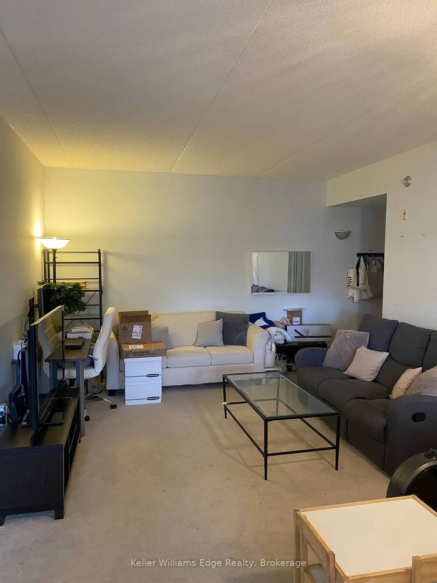 Photo 3 of Unit 203, 4006 Kilmer Drive, Burlington, Tansley — HOMEH