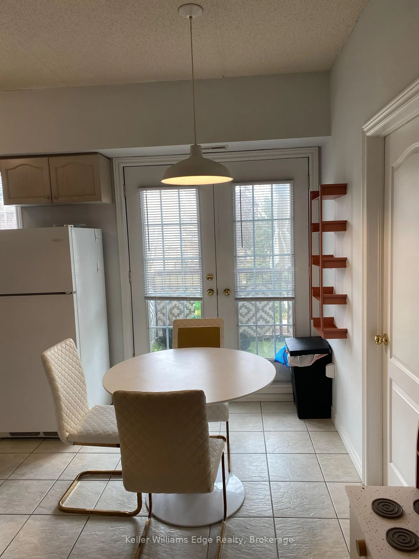 Photo 8 of Unit 203, 4006 Kilmer Drive, Burlington, Tansley — HOMEH