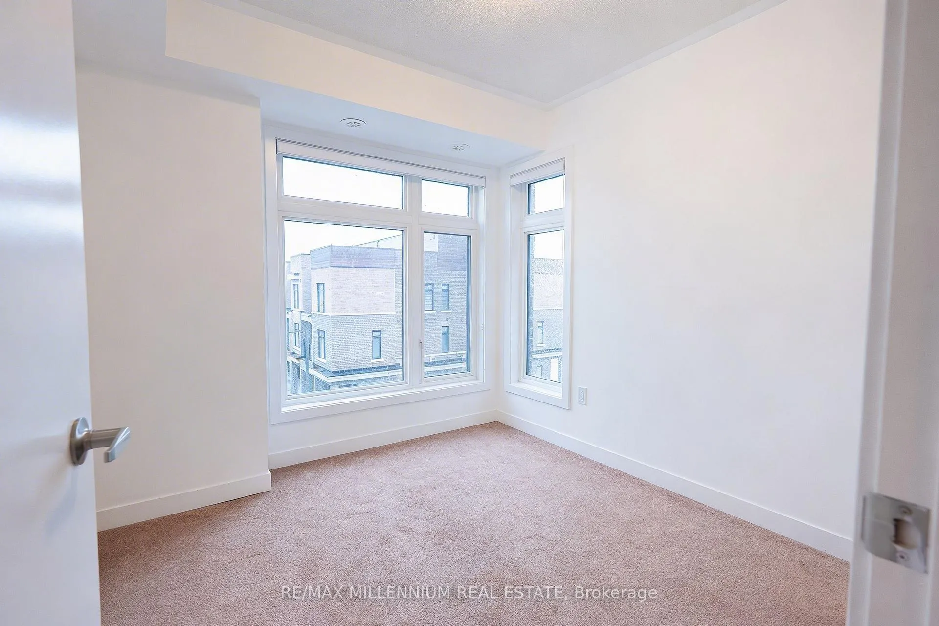 Photo 23 of Unit 401, 1865 Pickering Parkway, Pickering, Village East — HOMEH