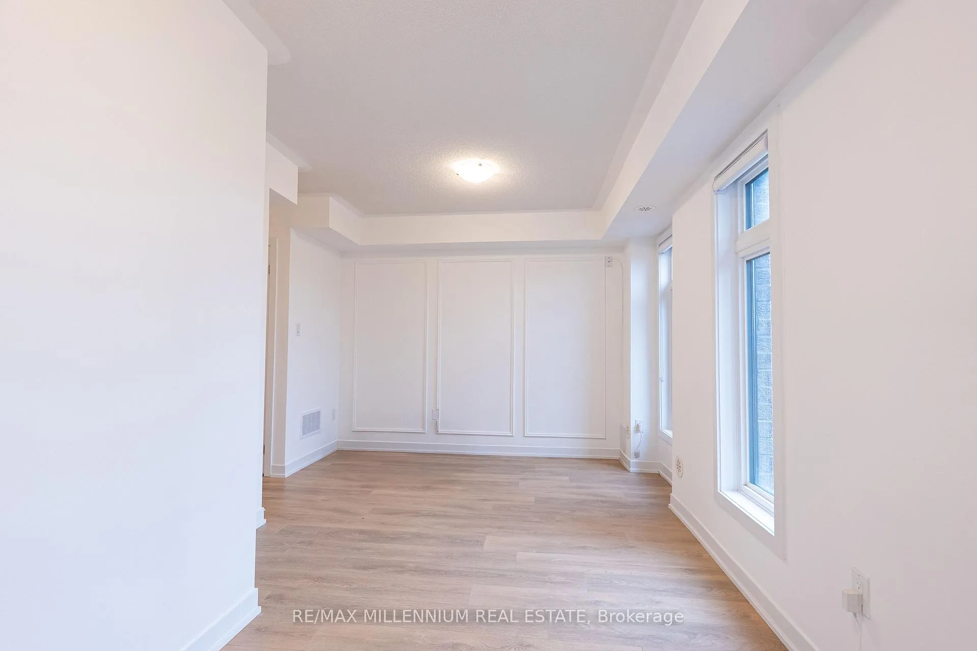 Photo 26 of Unit 401, 1865 Pickering Parkway, Pickering, Village East — HOMEH