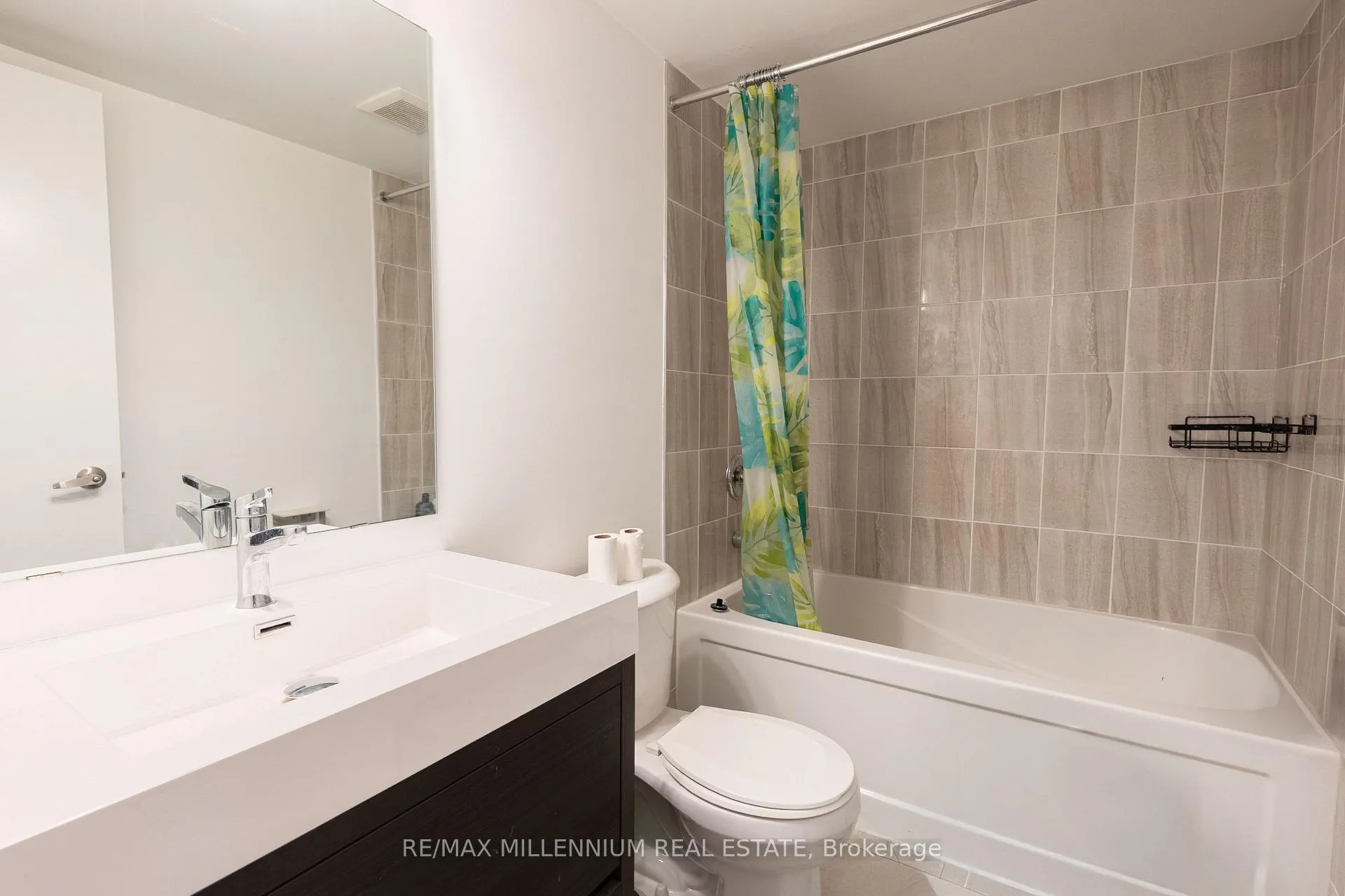 Photo 30 of Unit 401, 1865 Pickering Parkway, Pickering, Village East — HOMEH