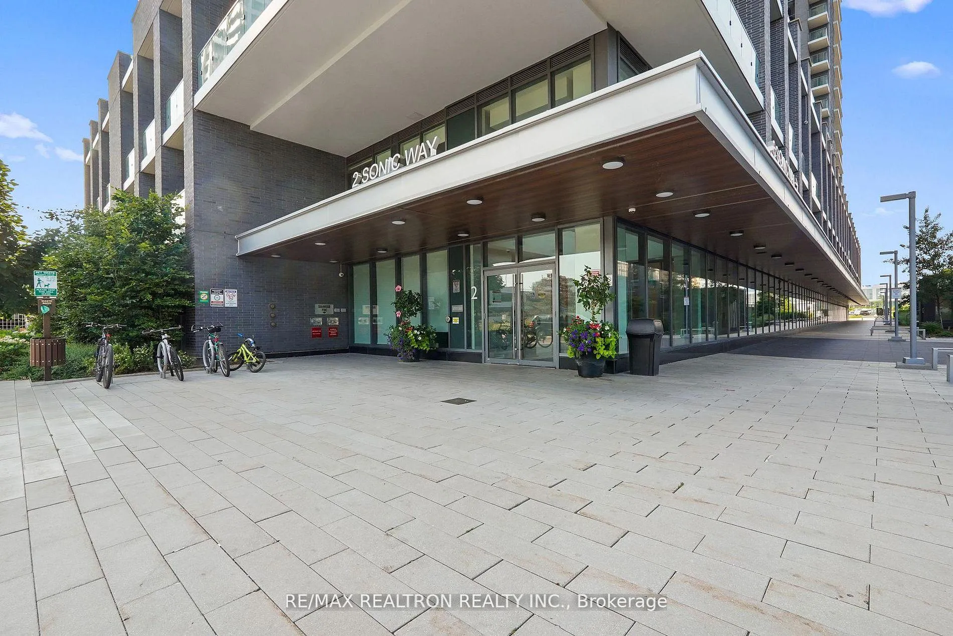 Photo 2 of Unit 2505, 2 Sonic Way, Toronto, Flemingdon Park — HOMEH