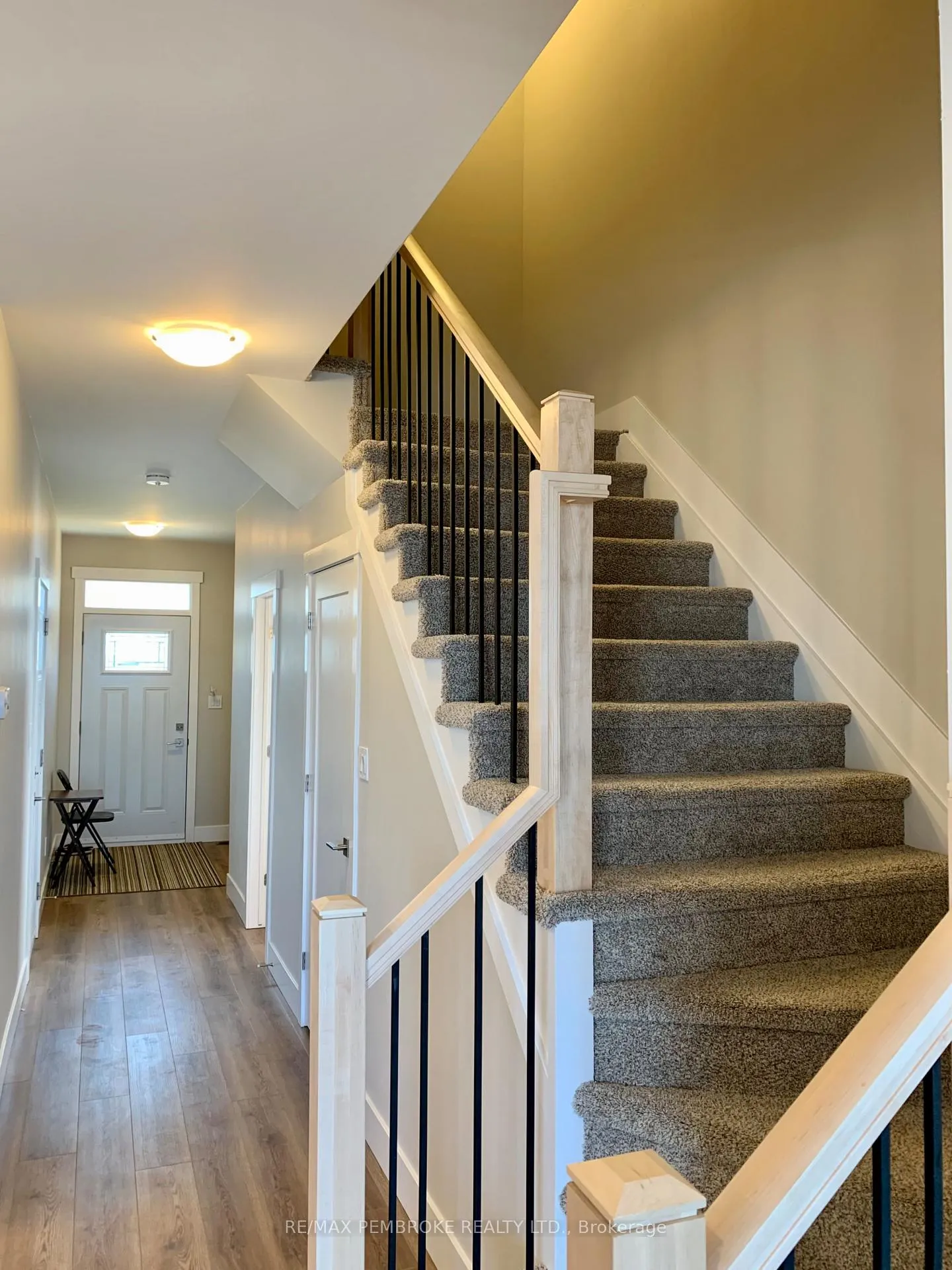 Photo 11 of 353 Nelson Street, Pembroke — HOMEH