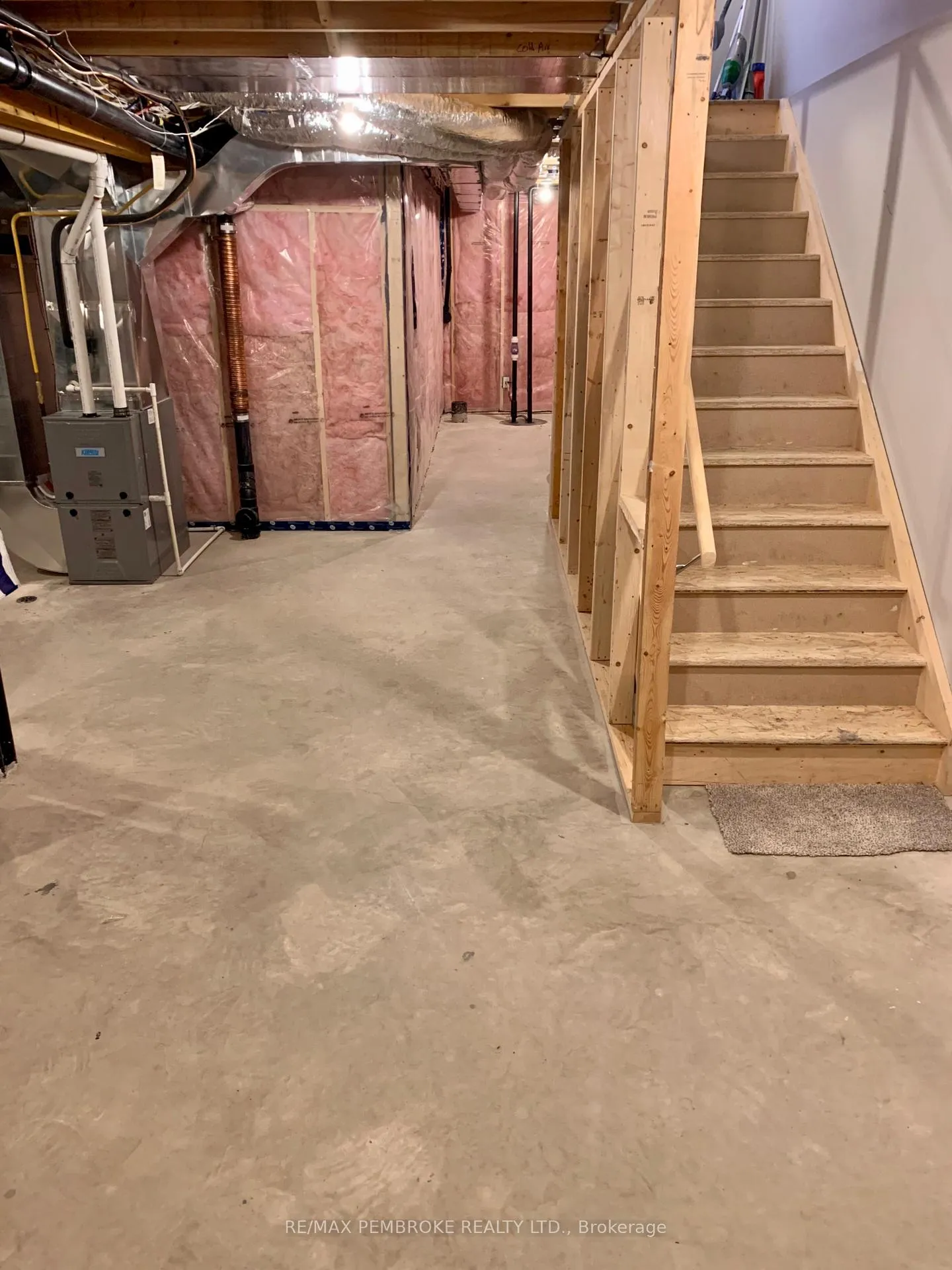 Photo 17 of 353 Nelson Street, Pembroke — HOMEH