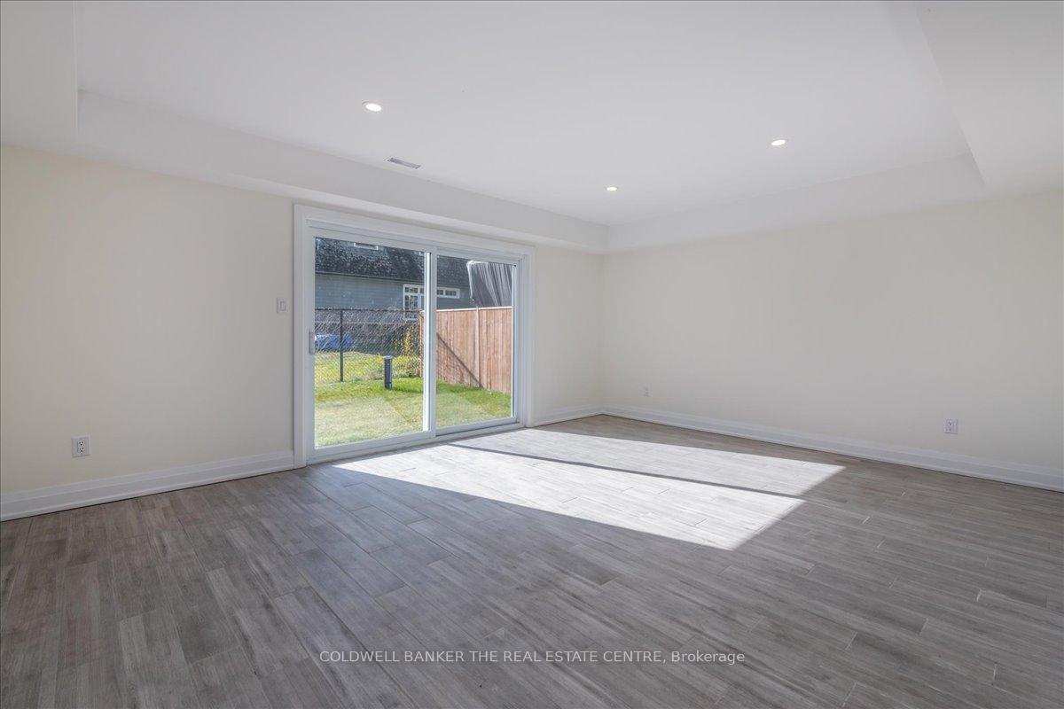 Photo 4 of 1103 Stoney Point Road, Innisfil, Lefroy — HOMEH