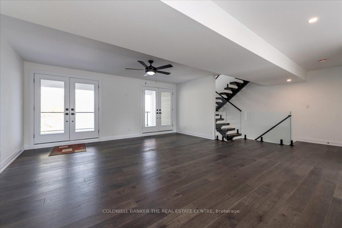 Photo 8 of 1103 Stoney Point Road, Innisfil, Lefroy — HOMEH