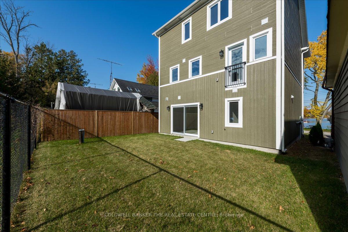 Photo 21 of 1103 Stoney Point Road, Innisfil, Lefroy — HOMEH