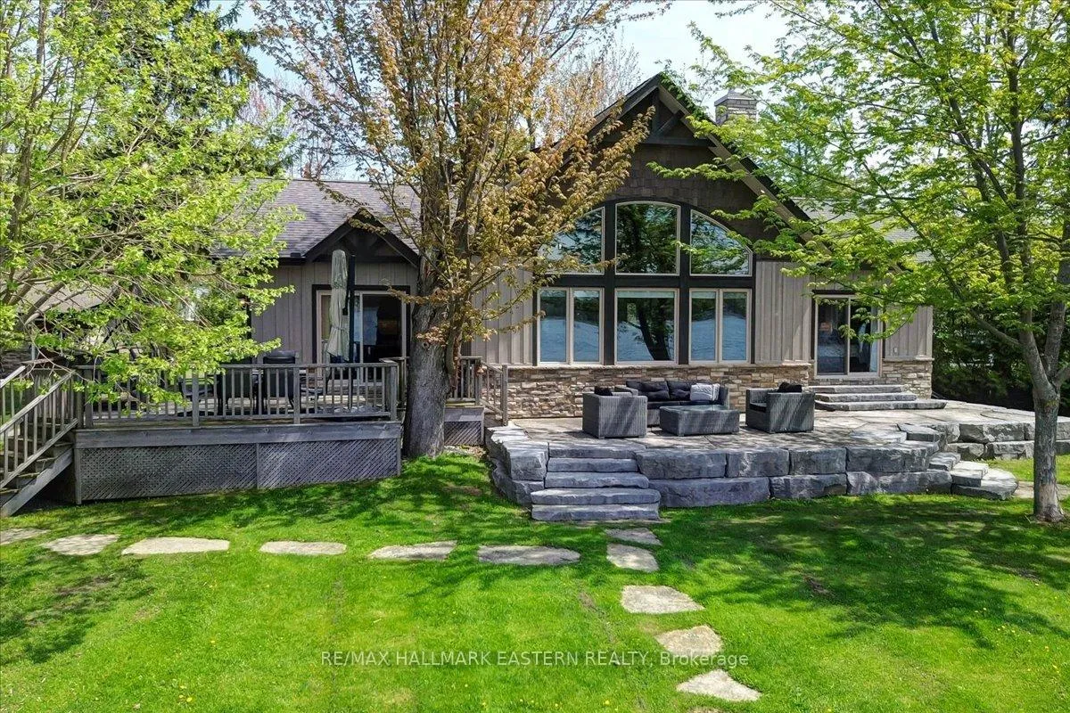 Photo 1 of 43 Lakeshore Boulevard, Selwyn — HOMEH