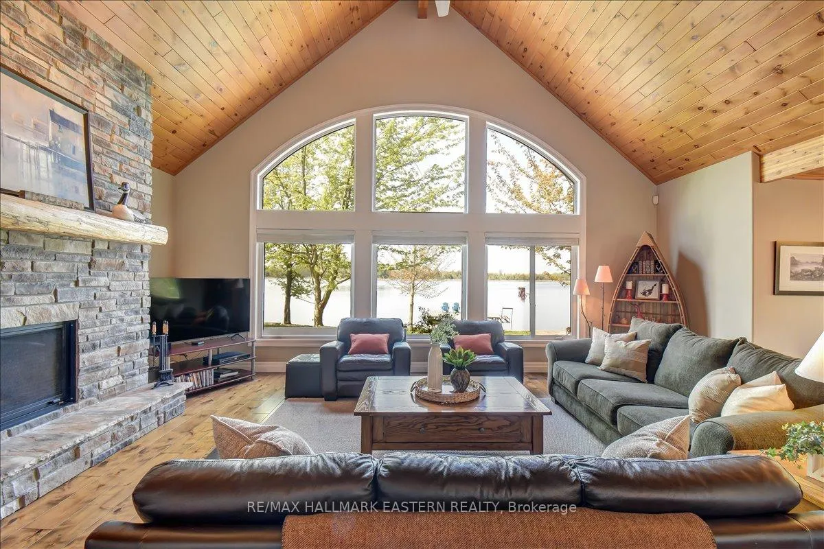 Photo 11 of 43 Lakeshore Boulevard, Selwyn — HOMEH